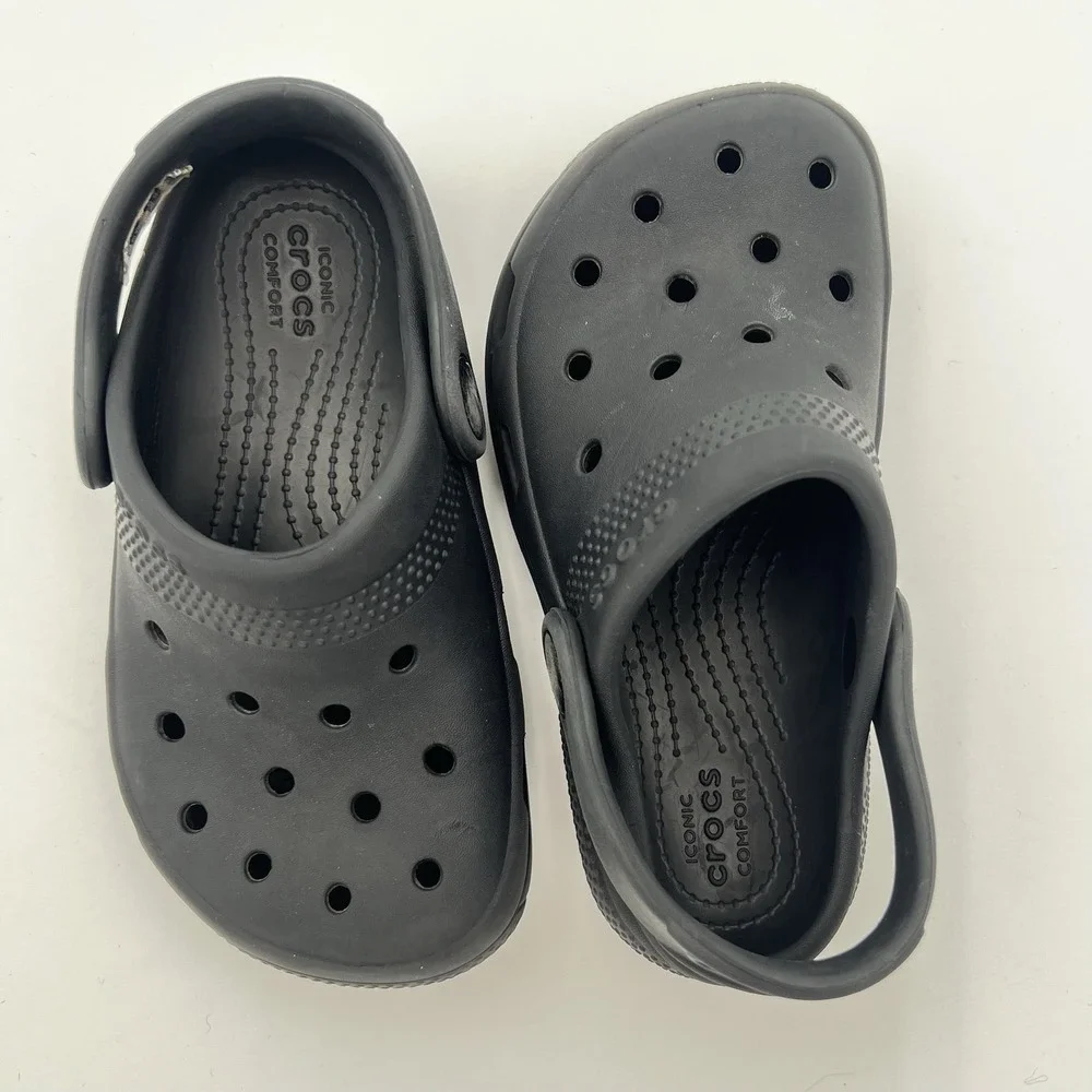 Crocs Classic Clog Black Kids Size C6 Toddler Slip On Water Shoes 10001-001